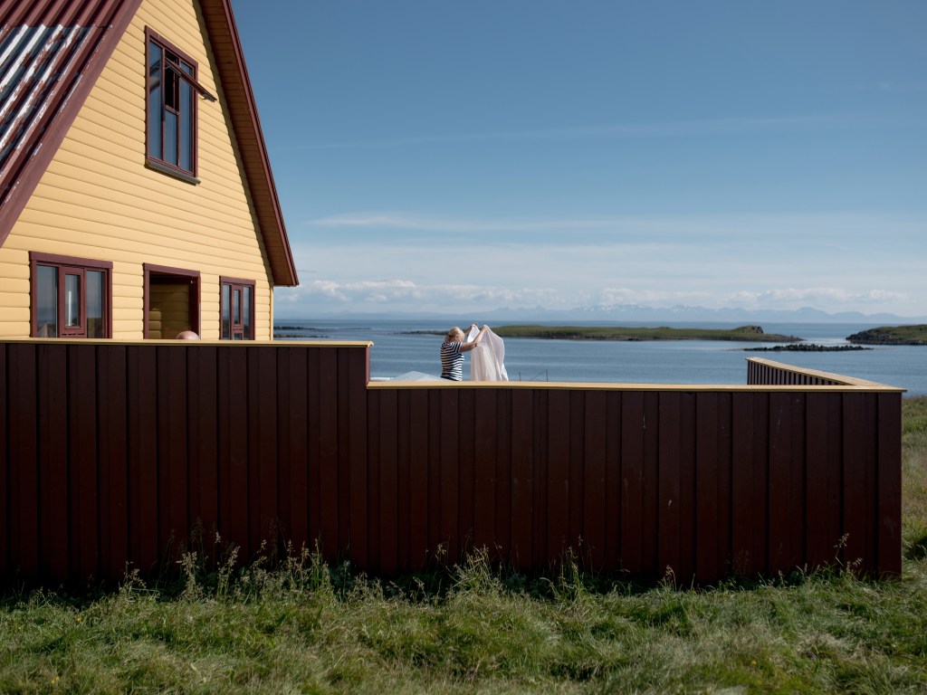 Roberto Batisti –  Il drone sui luoghi della poesia: ‘Fly mode’ di Bernardo&nbsp;Pacini