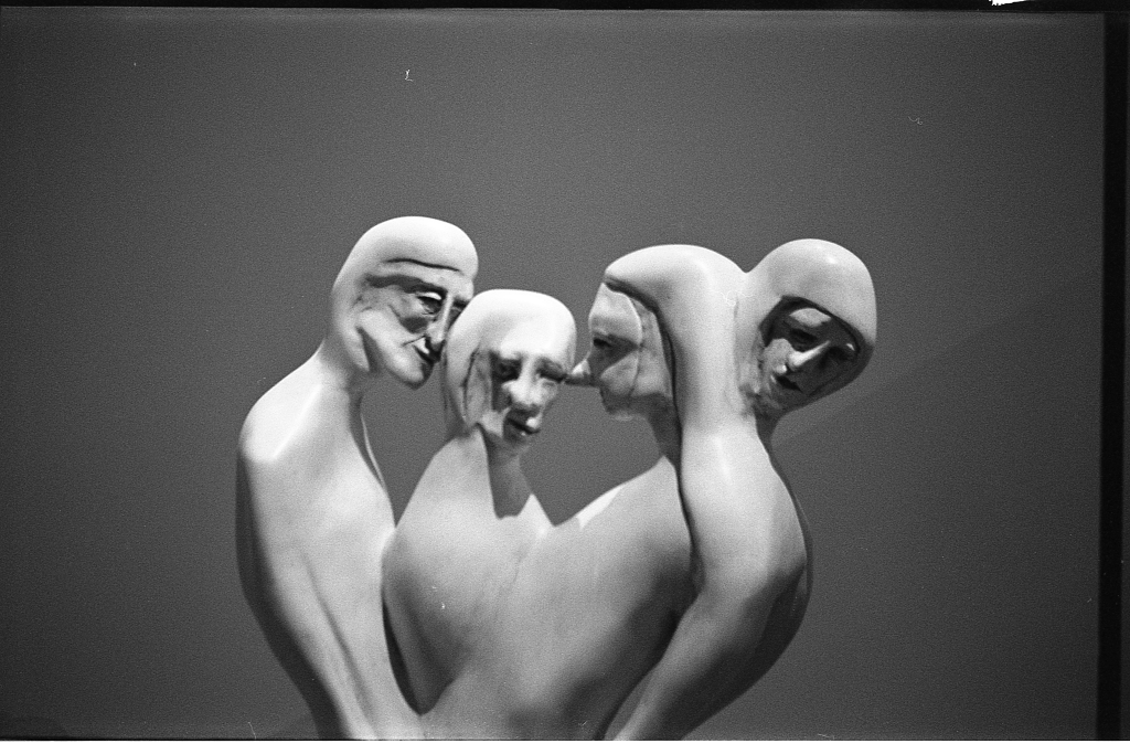 Valentina Panarella – Lo spazio del luogo comune: sull’identità-alterità collettiva nella poesia di umberto&nbsp;fiori