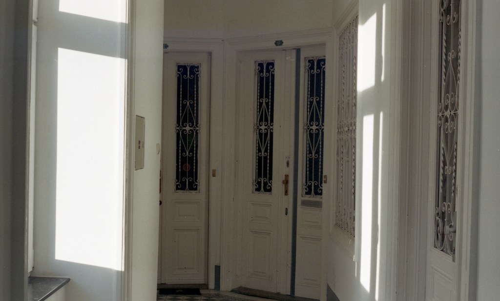 La lingua «ancora inesistente». Un dialogo sulla poesia con Gian Maria Annovi – di Martina&nbsp;Mileto