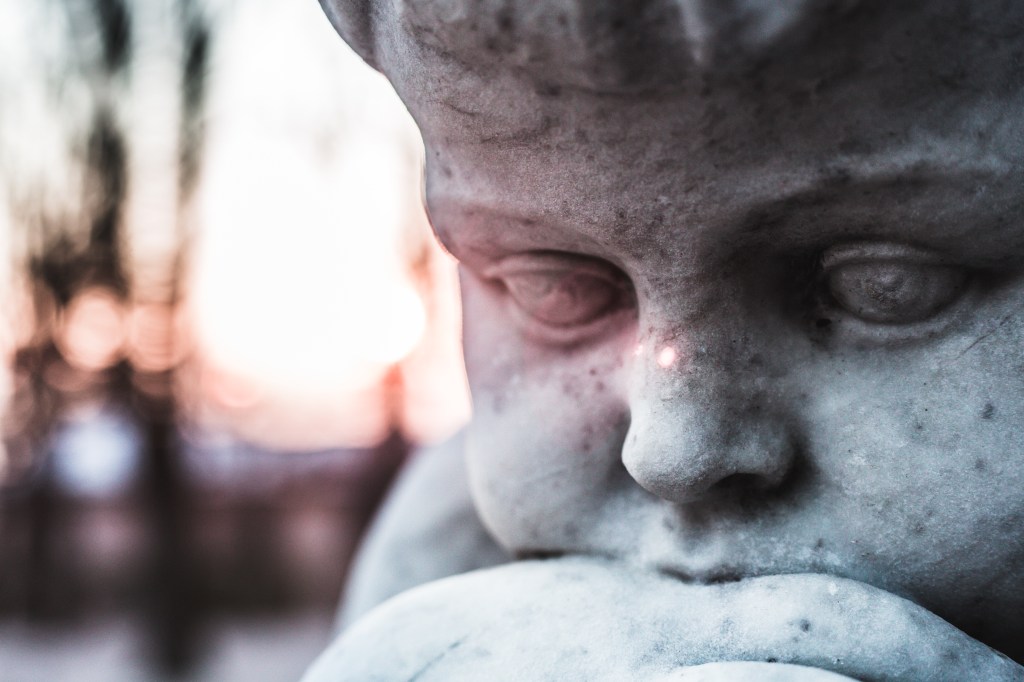 Martina Mileto – Nota critica a Eravamo felici per sbaglio di Maddalena Bergamin (Interlinea,&nbsp;2026)